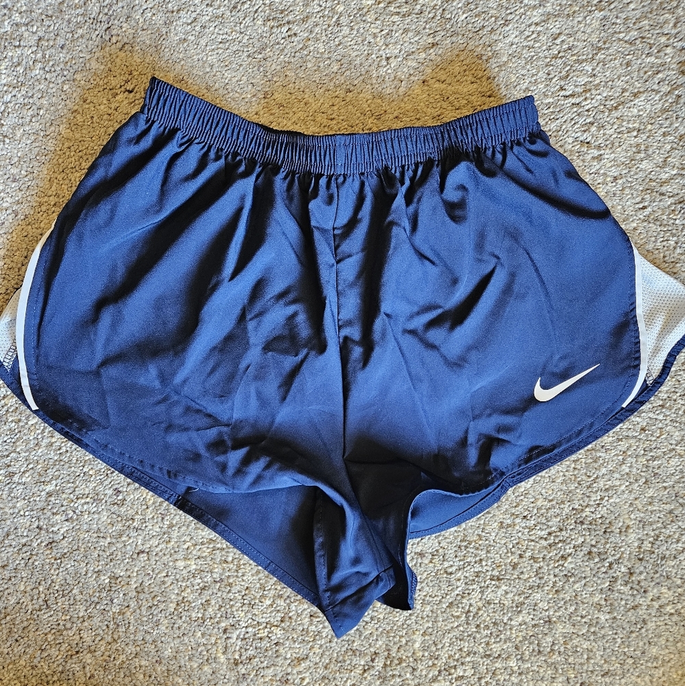 Nike Dry Men's Running shorts size Small NWT navy blue